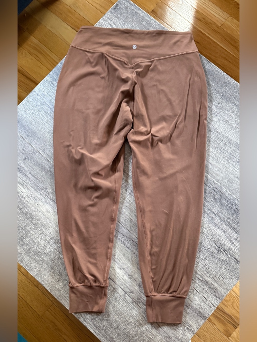 Lululemon Align Jogger in Copper Brown. Size 12. EUC. - Picture 3 of 10